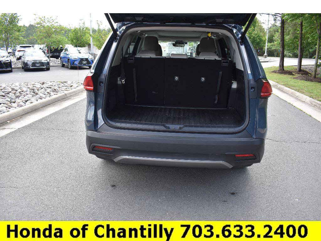 Used 2025 Toyota Grand Highlander AWD image 32