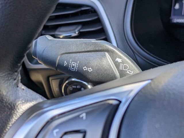 Used 2023 Ford Edge SEL w/ Convenience Package image 29