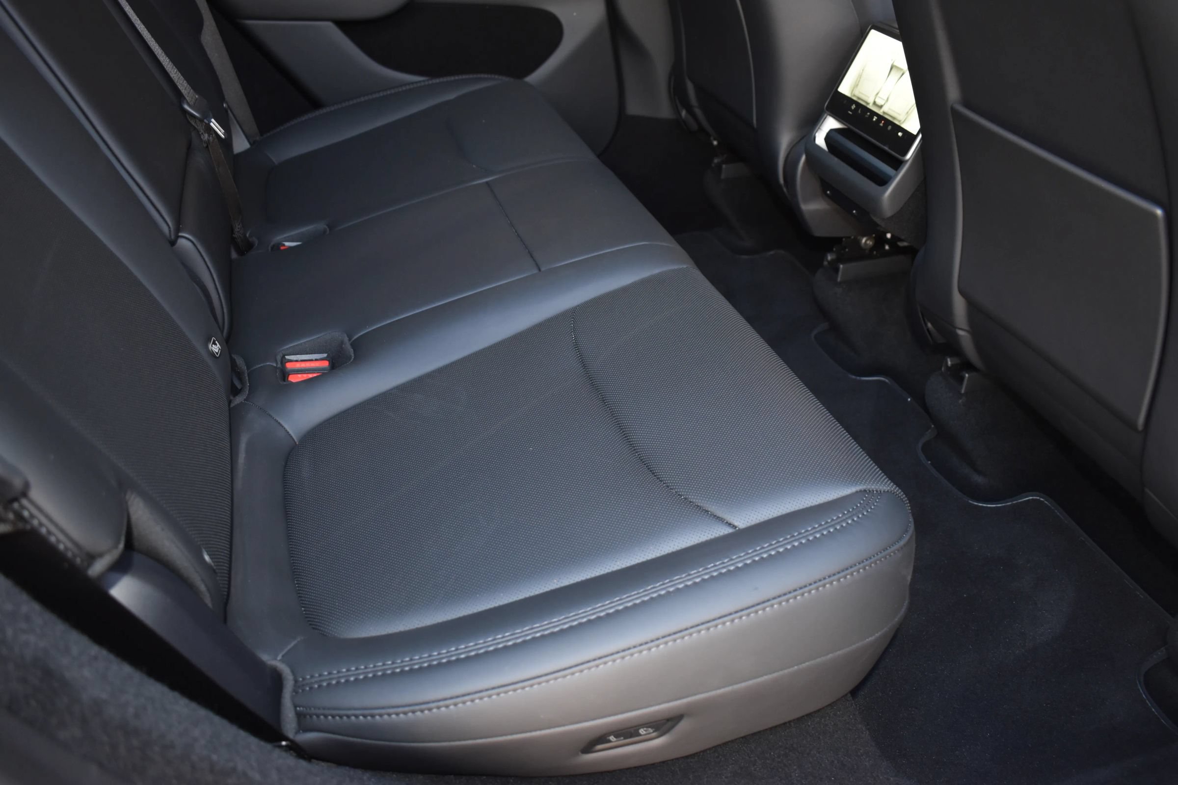 Used 2026 Tesla Model Y Long Range RWD image 13