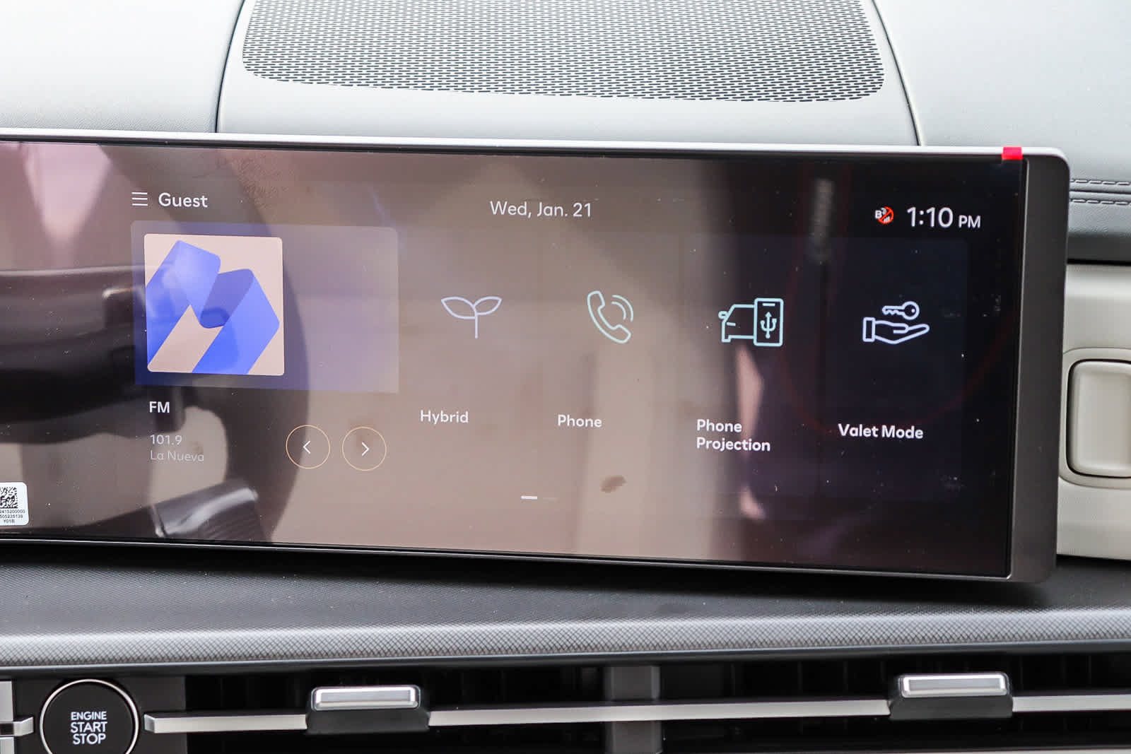 New 2026 Hyundai Santa Fe SE FWD image 19