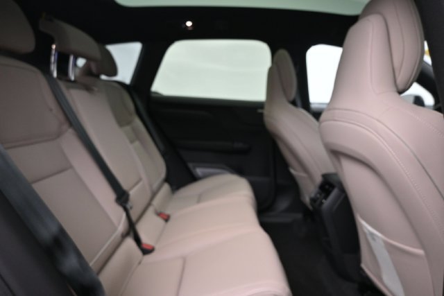 New 2027 Volvo EX60 Ultra AWD/4WD image 31