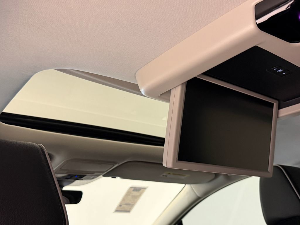New 2026 Honda Odyssey Touring image 13