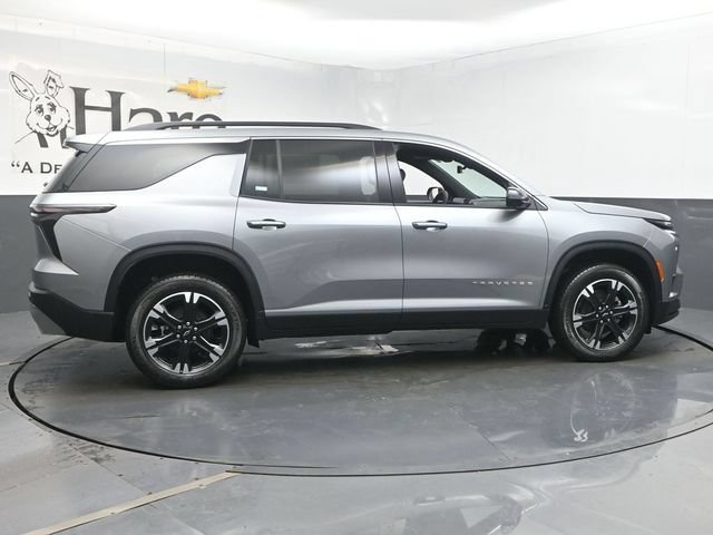 New 2027 Chevrolet Traverse LT w/ Sun and Wheel Package FWD image 16