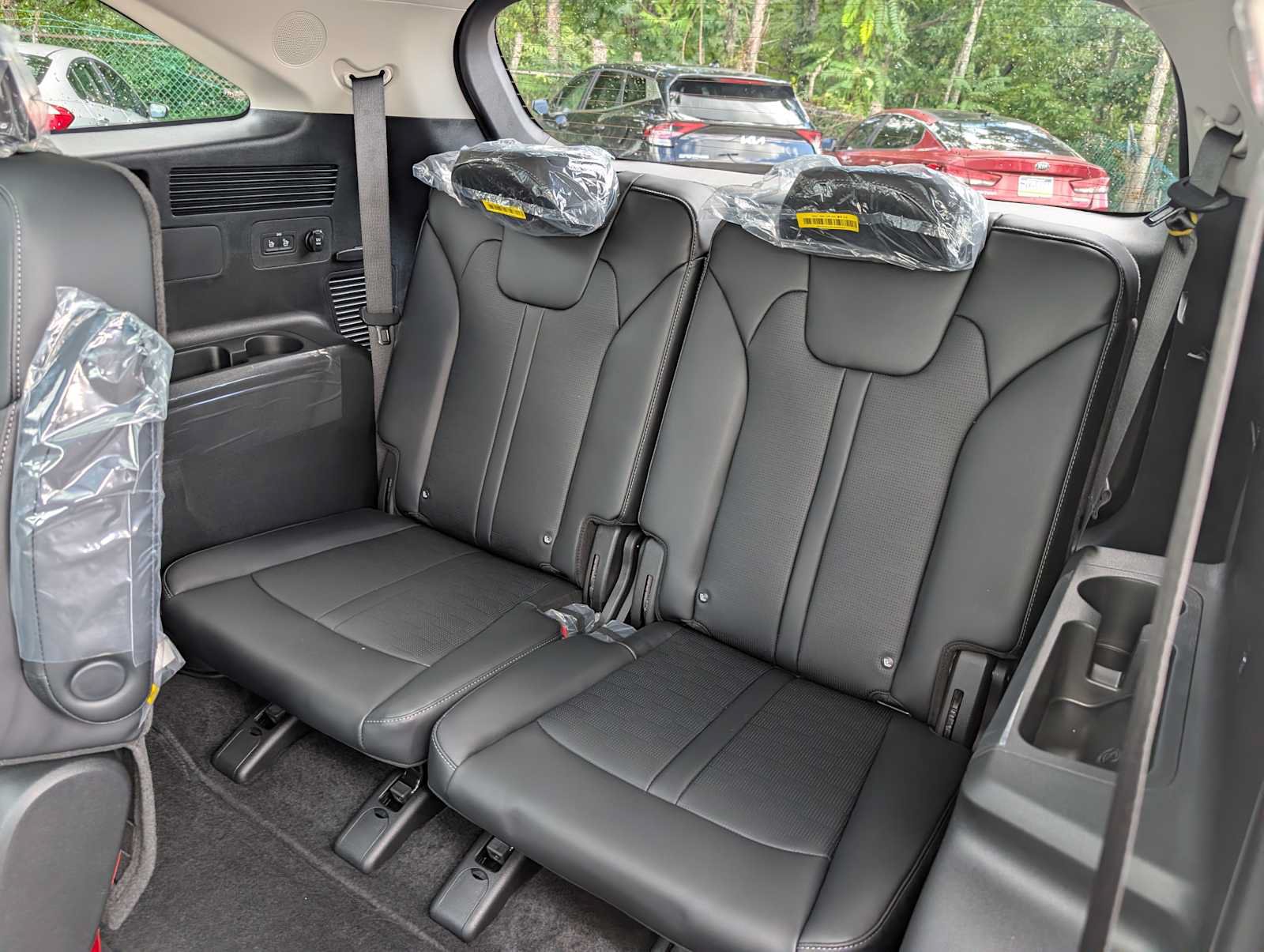 New 2026 Kia Sorento EX AWD/4WD image 17