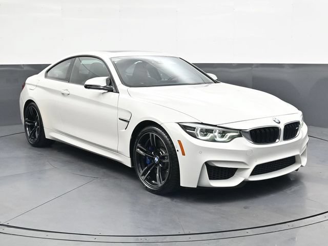 Used 2018 BMW M4 Coupe RWD video 2