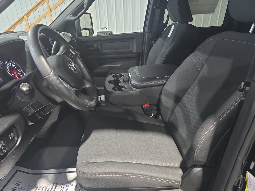 New 2026 RAM 2500 Warlock AWD/4WD image 14