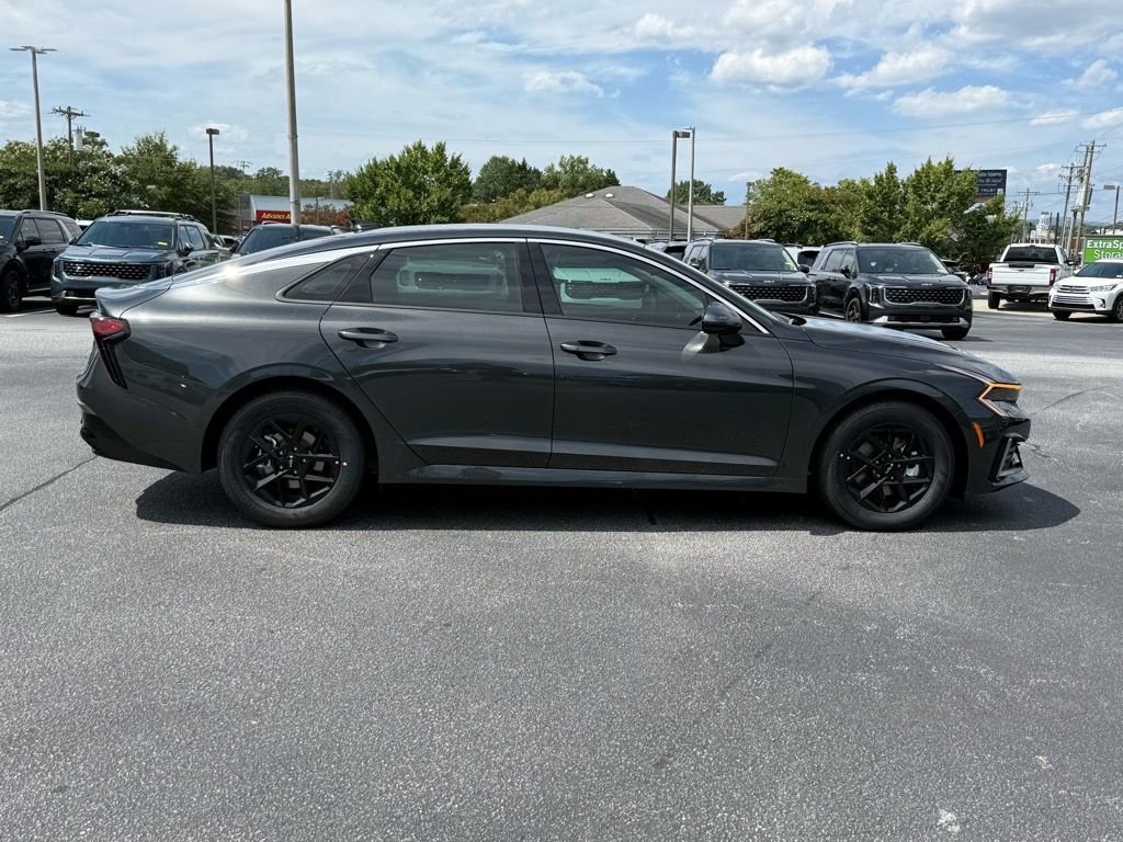 New 2026 Kia K5 LXS image 2