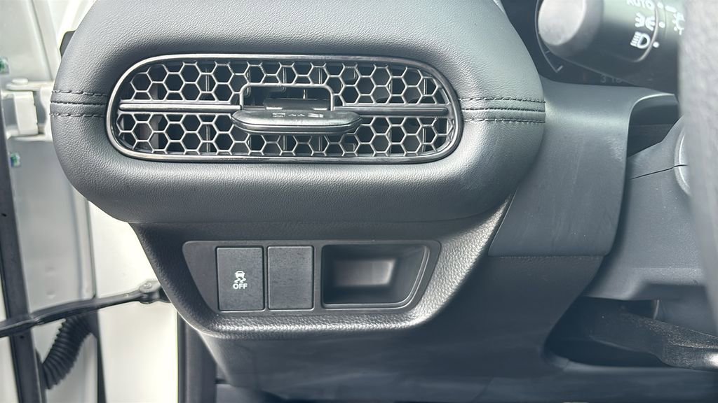 Used 2026 Honda HR-V LX image 15