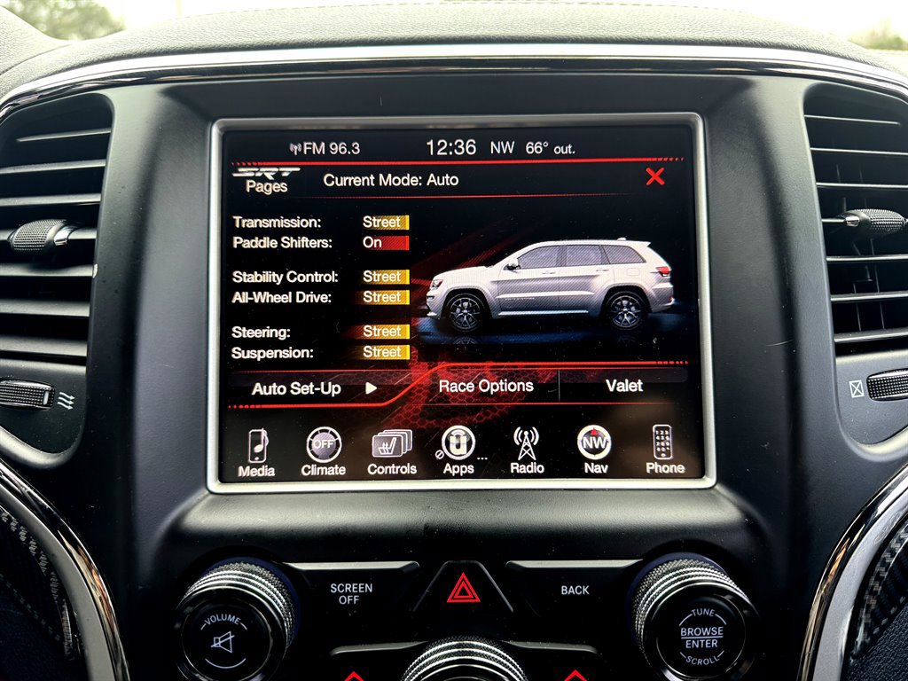 Used 2016 Jeep Grand Cherokee SRT AWD/4WD image 5