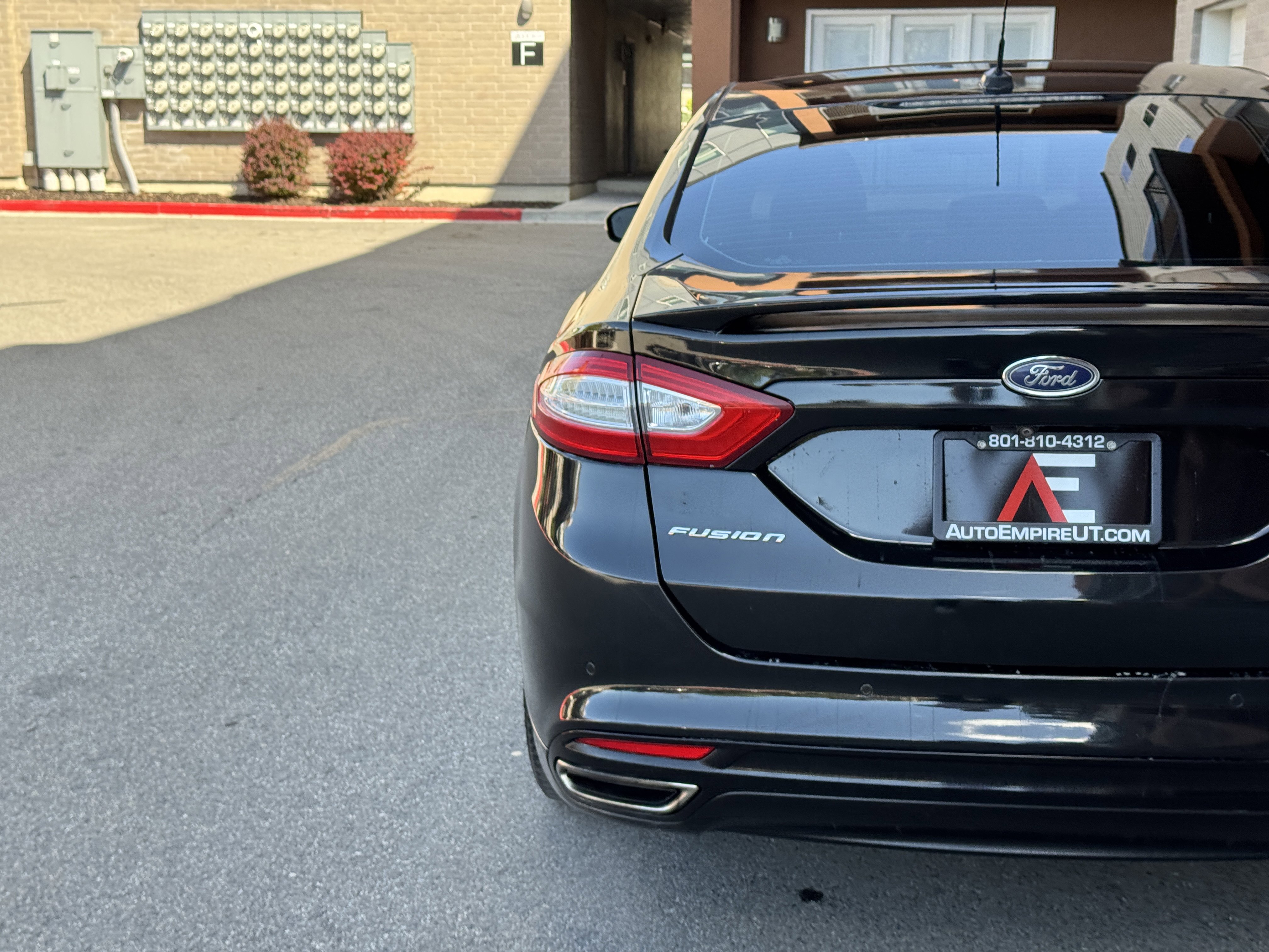Used 2014 Ford Fusion Titanium AWD/4WD image 5