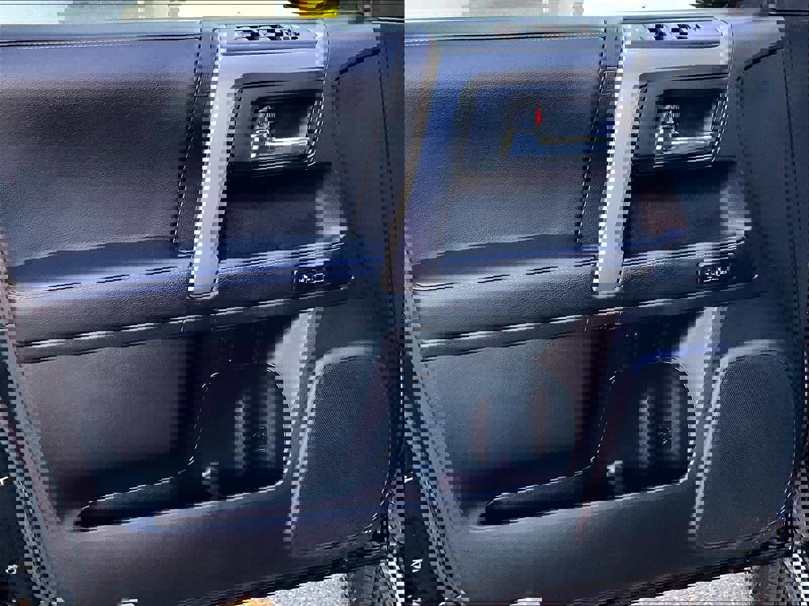 Used 2021 Toyota 4Runner Limited image 9