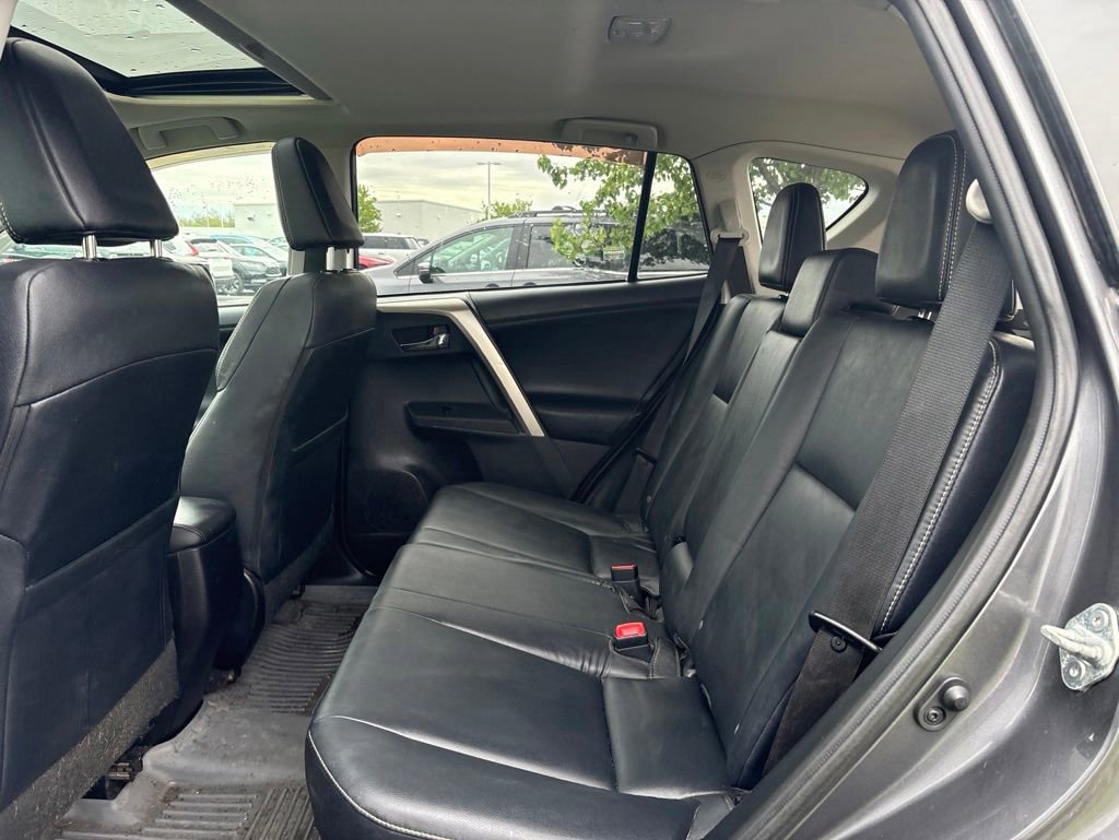 Used 2014 Toyota RAV4 Limited w/ Technology Package AWD/4WD image 15