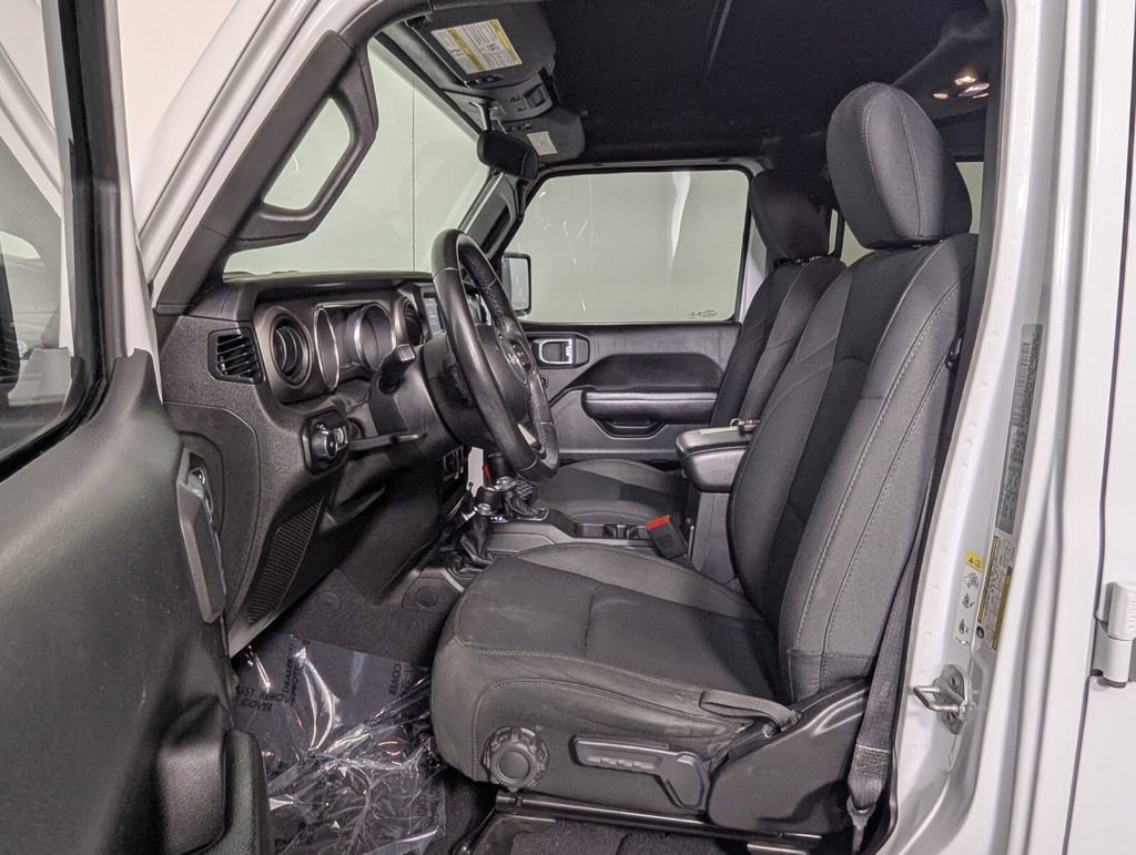 Used 2019 Jeep Wrangler Unlimited Sport S AWD/4WD image 14