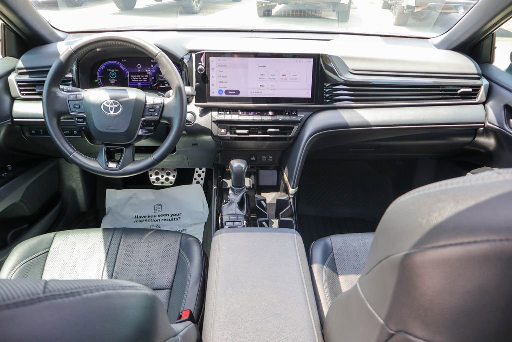 Used 2025 Toyota Camry XSE FWD image 7