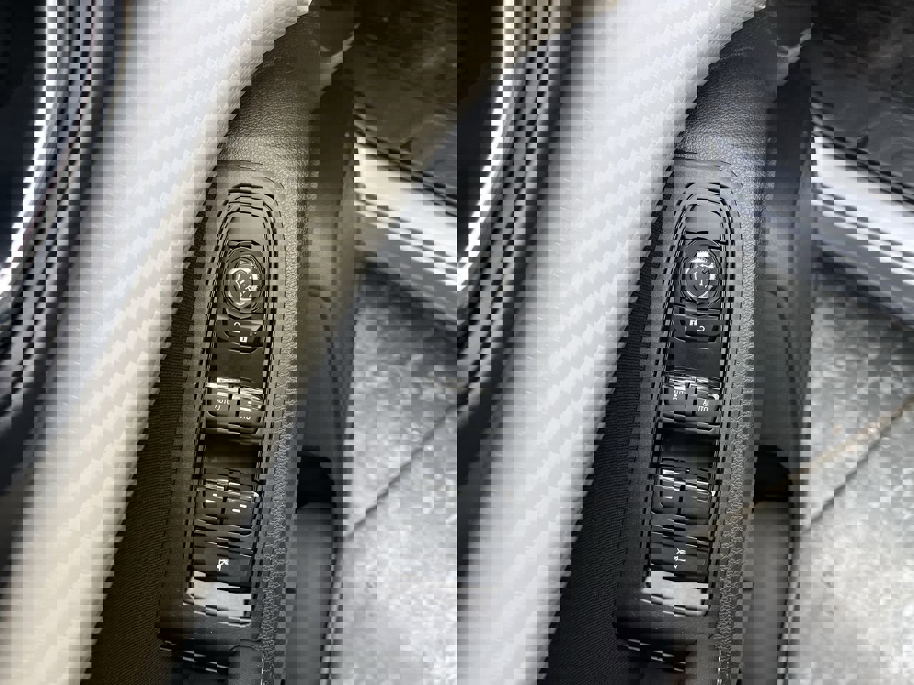 Used 2019 Subaru Ascent Premium image 7