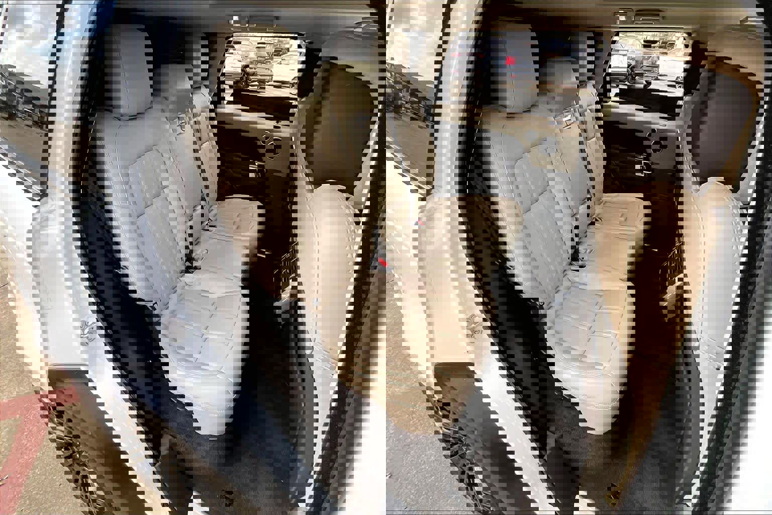 Used 2018 Land Rover Range Rover Sport HSE image 22