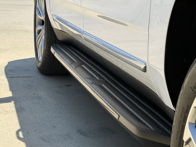 Used 2024 GMC Yukon XL Denali RWD image 10