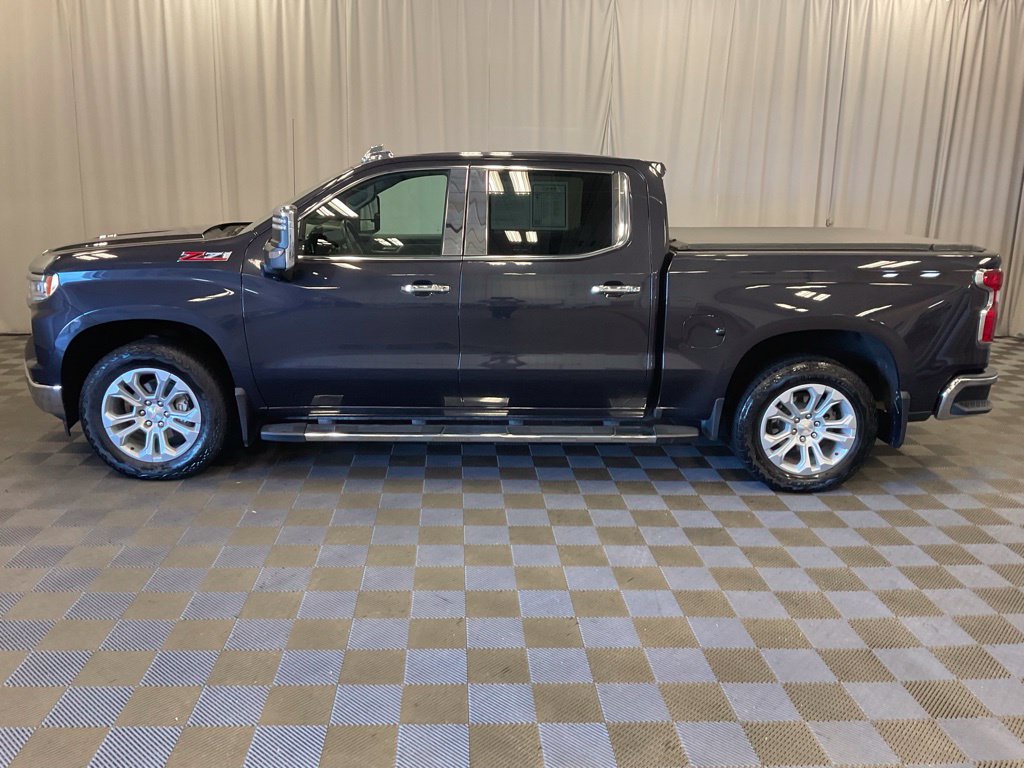 Used 2024 Chevrolet Silverado 1500 LTZ w/ LTZ Premium Package AWD/4WD image 8