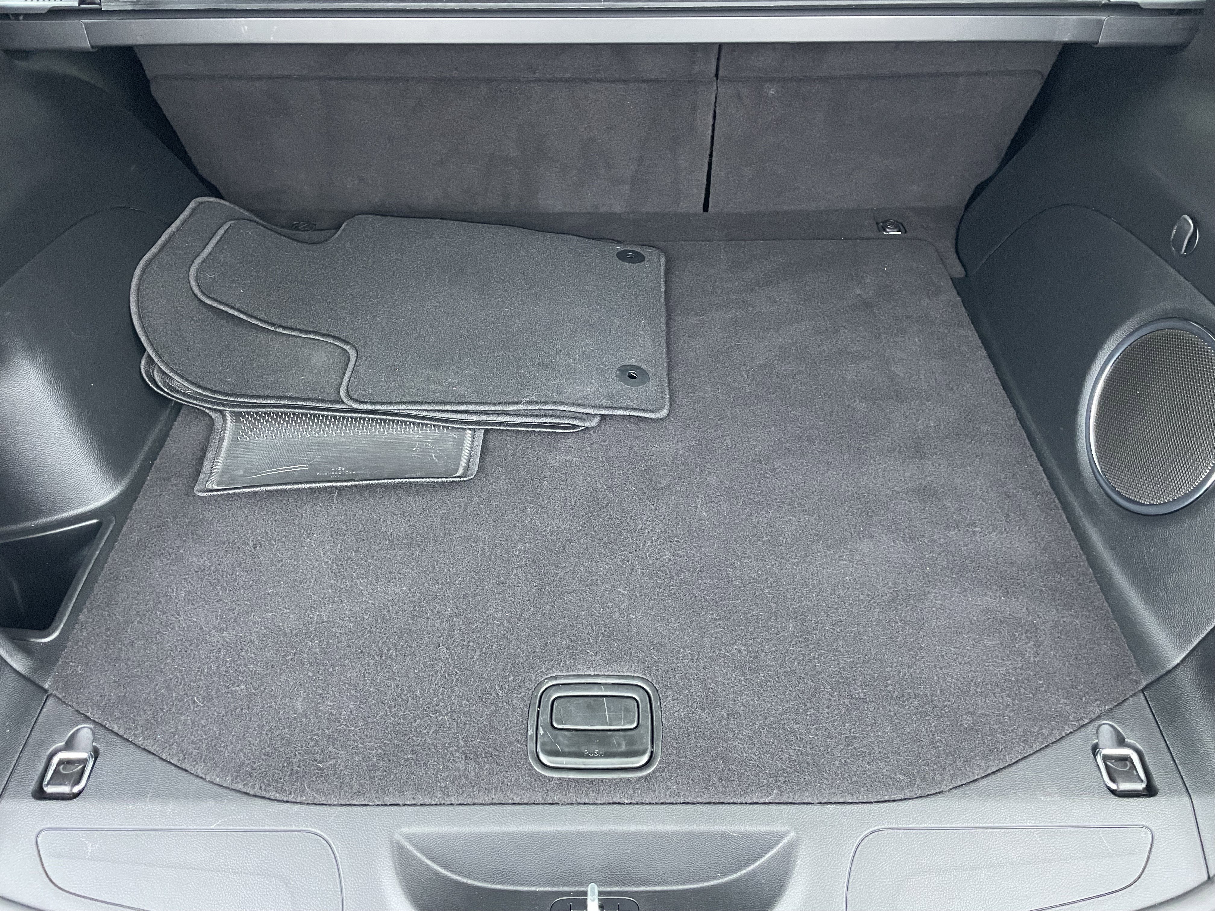 Used 2021 Jeep Grand Cherokee Laredo X image 35