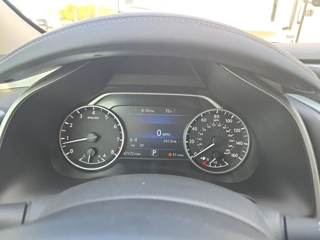 Used 2019 Nissan Murano S image 16
