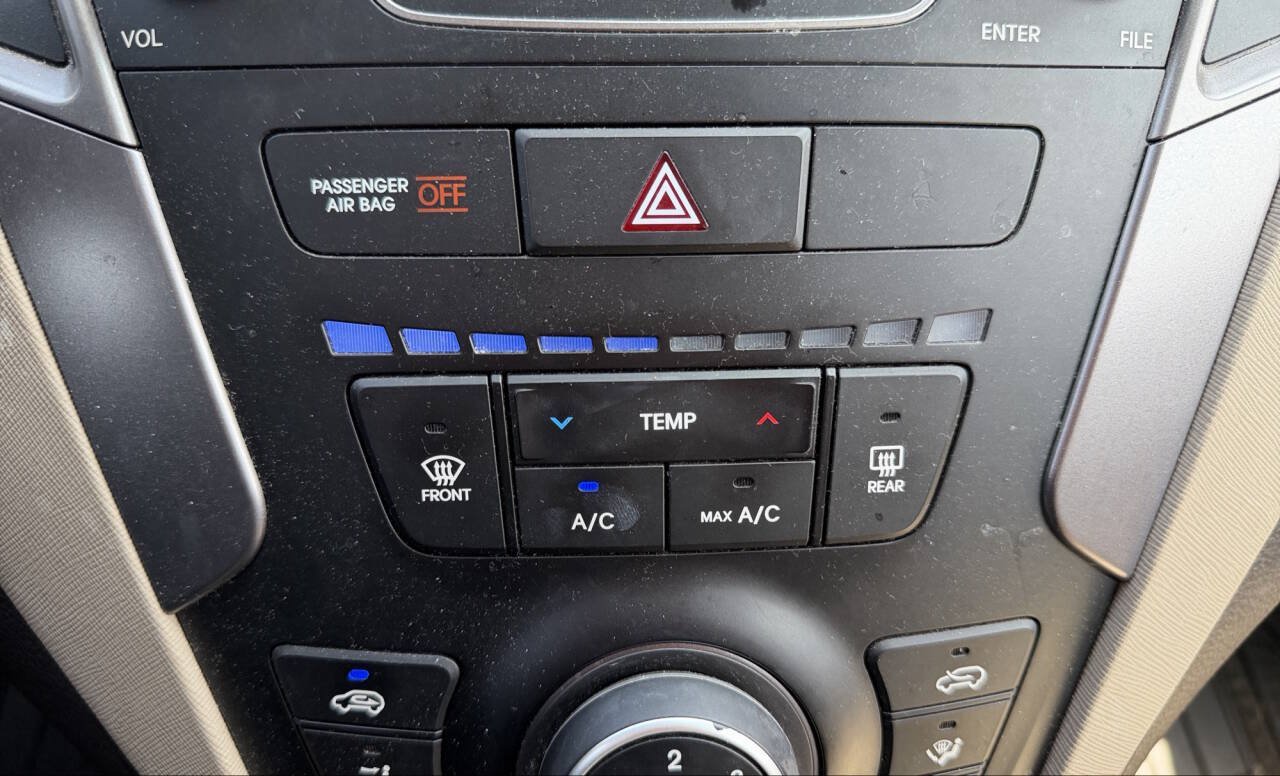 Used 2013 Hyundai Santa Fe Sport 2.0T AWD/4WD image 35