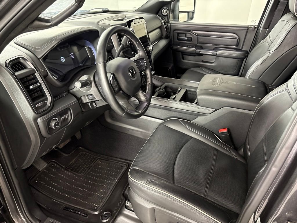 Used 2024 RAM 3500 Limited AWD/4WD image 31