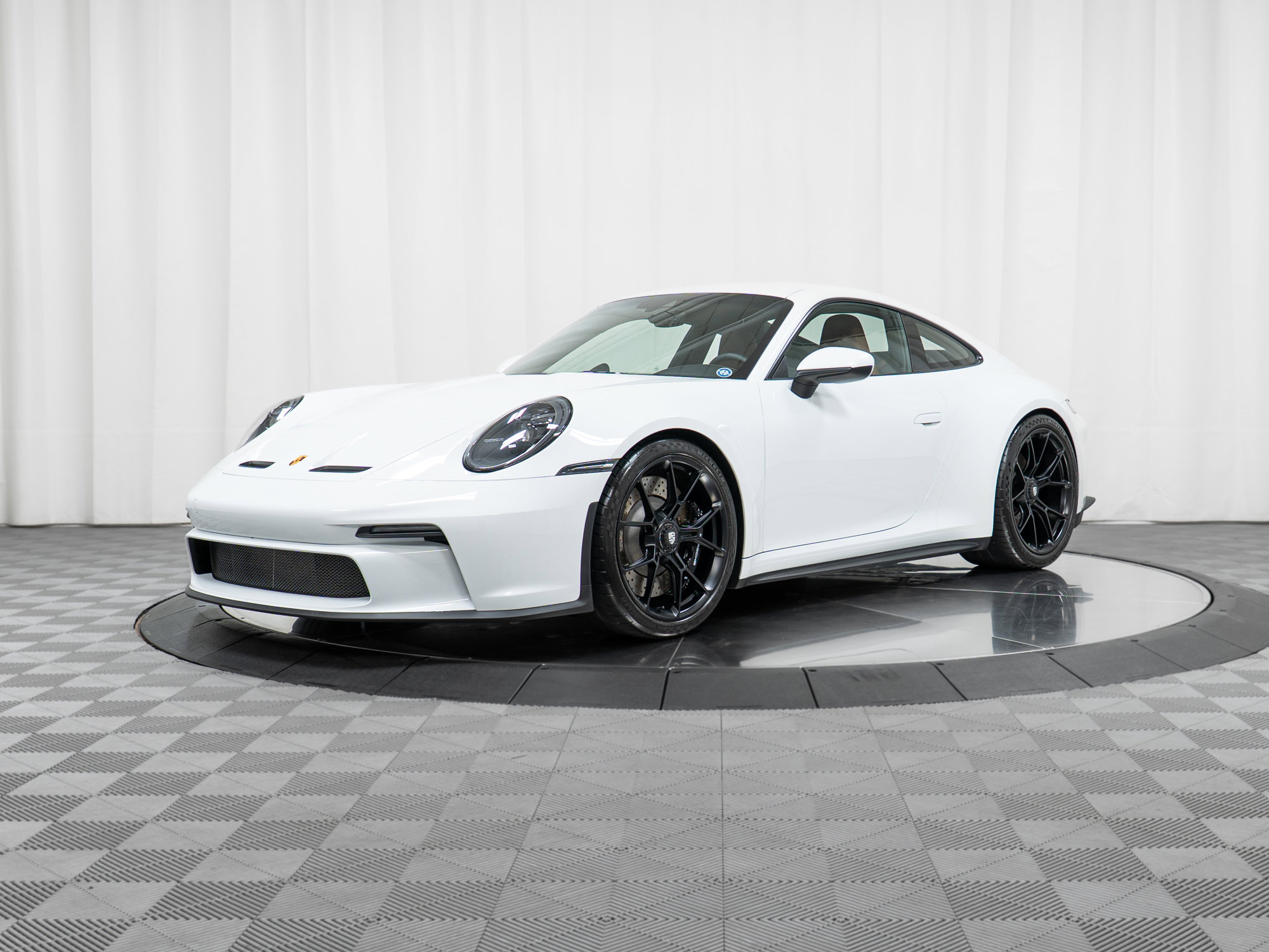 Certified 2023 Porsche 911 GT3 image 1