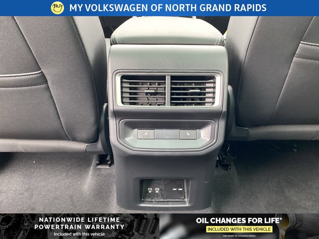 New 2026 Volkswagen Atlas Cross Sport SEL Premium R-Line AWD/4WD image 20