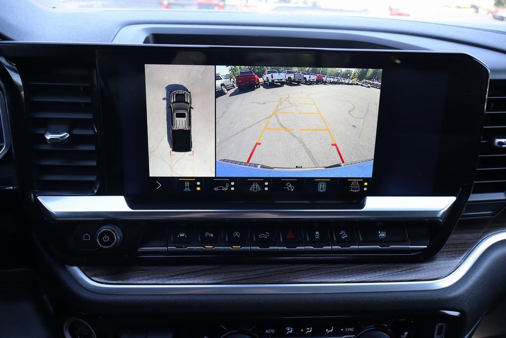 Used 2022 Chevrolet Silverado 1500 LT Trail Boss w/ LT Trail Boss Premium Package image 9