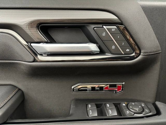 New 2025 GMC Sierra 1500 AT4 w/ AT4 Premium Package image 18