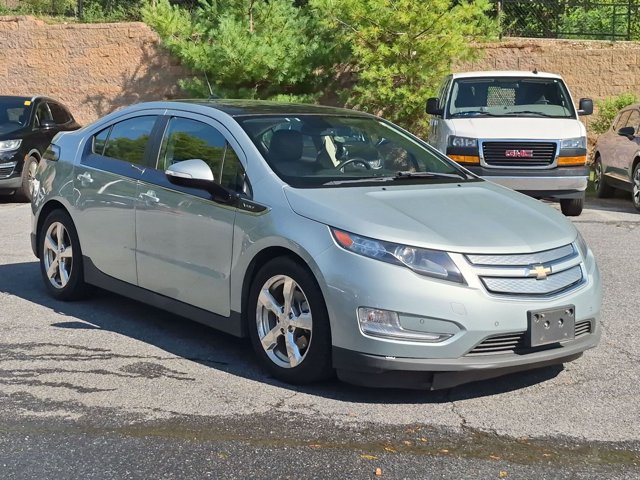 Used 2011 Chevrolet Volt Premium w/ Premium Trim Package FWD image 3