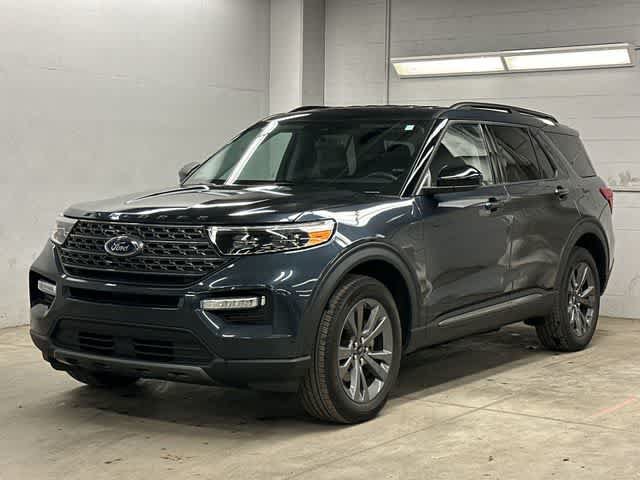 Used 2024 Ford Explorer XLT w/ Equipment Group 202A AWD/4WD video 1