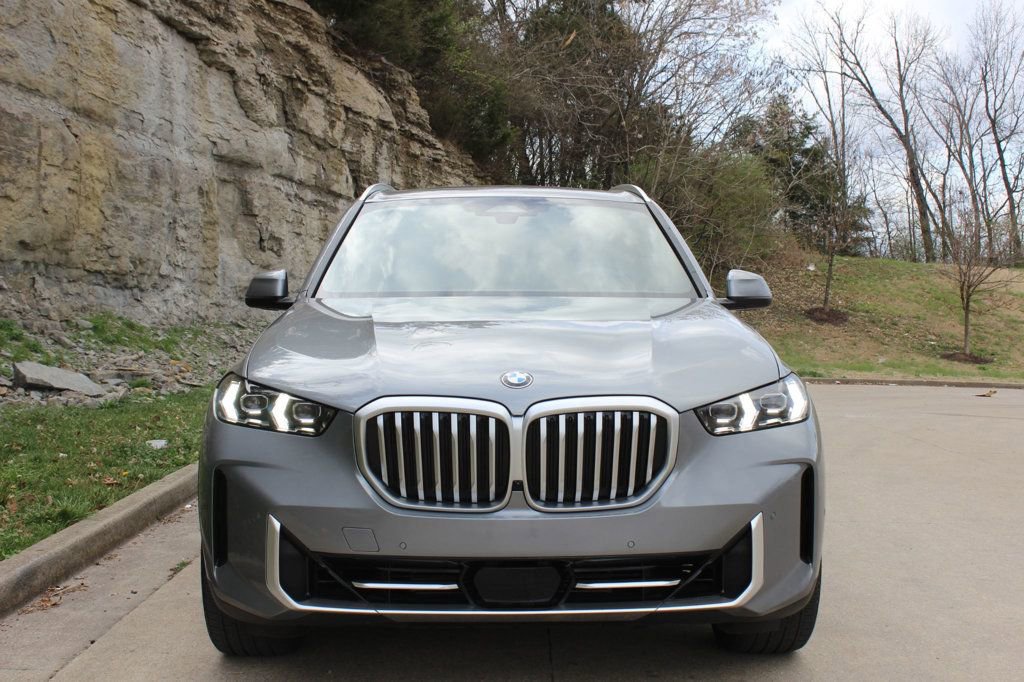 Used 2025 BMW X5 xDrive40i image 2