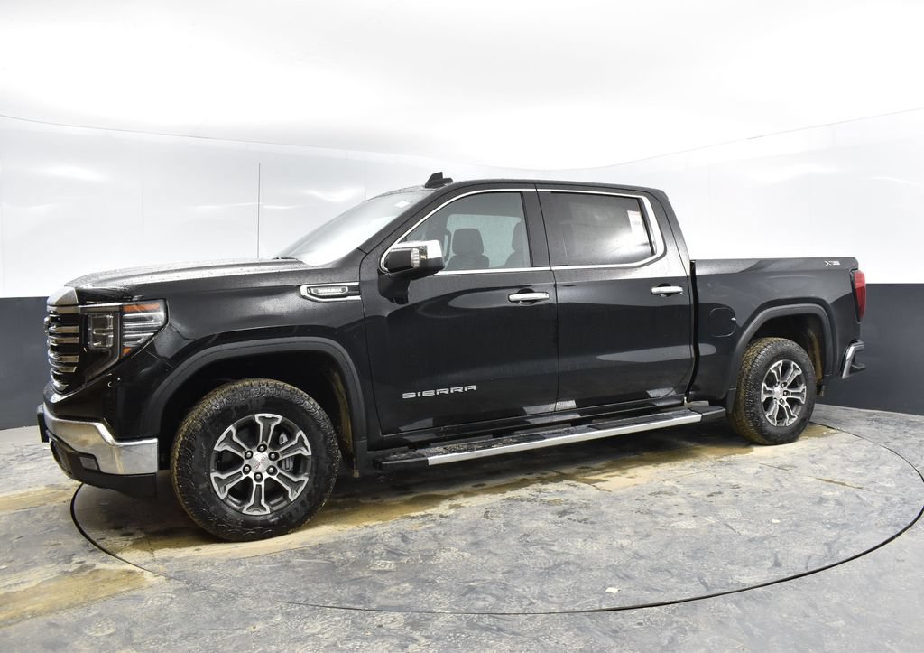 Used 2024 GMC Sierra 1500 SLT w/ X31 Off-Road Package AWD/4WD image 6
