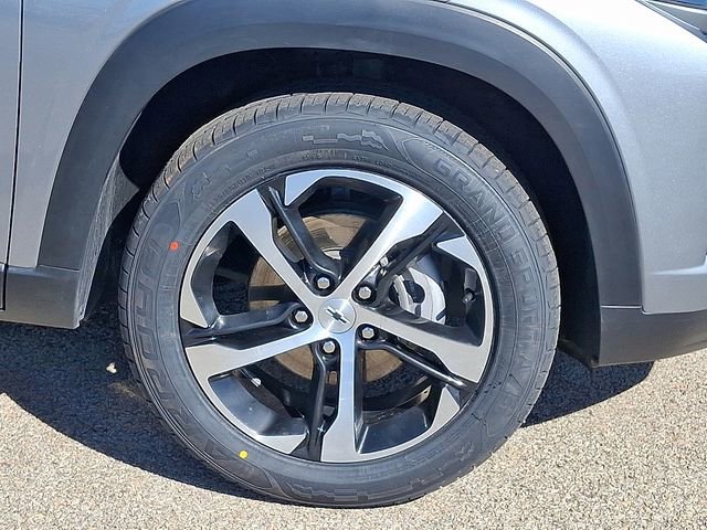 Certified 2024 Chevrolet Trax RS w/ Driver Confidence Package image 8