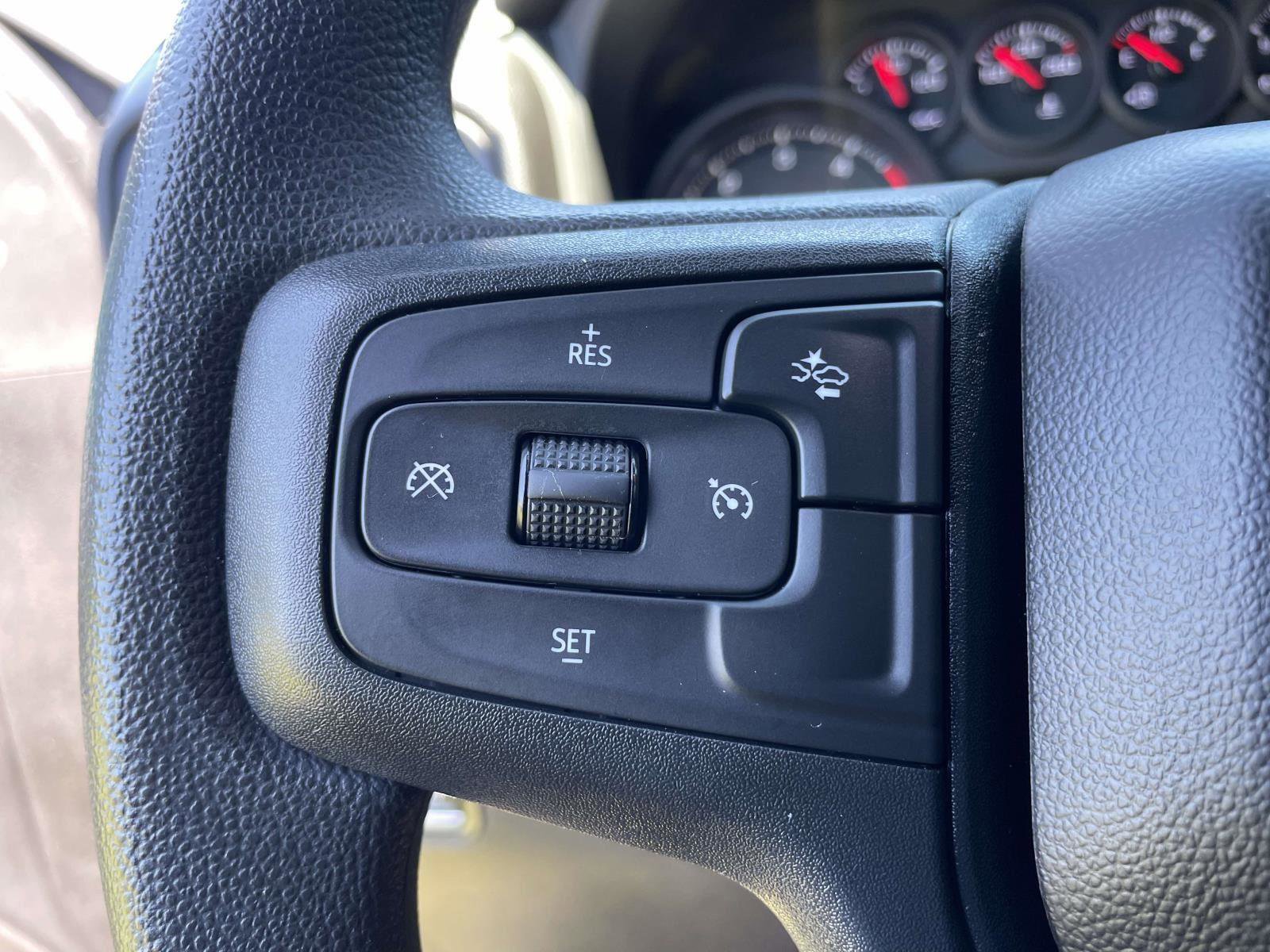 Used 2025 Chevrolet Silverado 2500 Custom w/ Custom Value Package AWD/4WD image 8