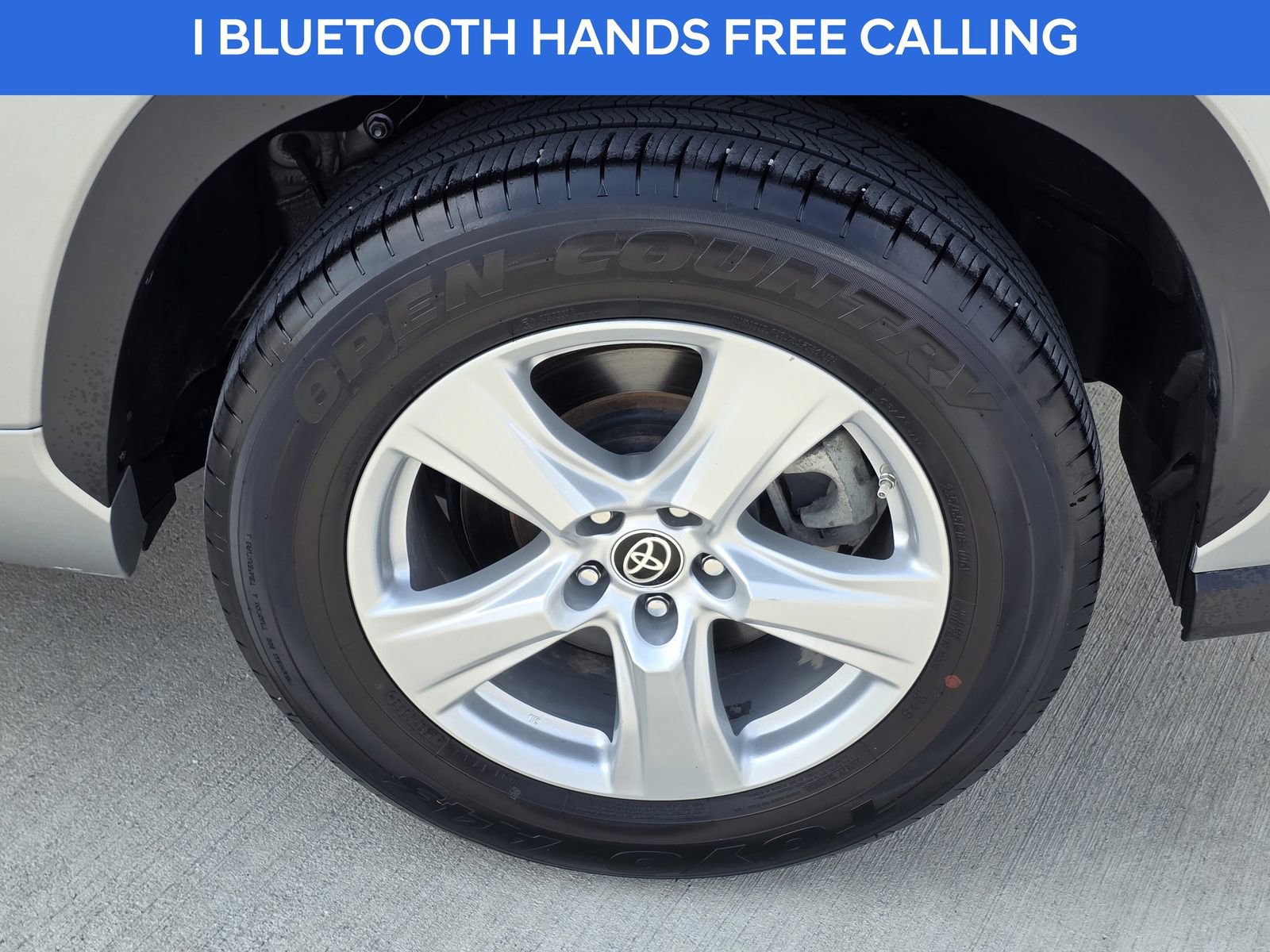 Used 2023 Toyota Highlander L image 10