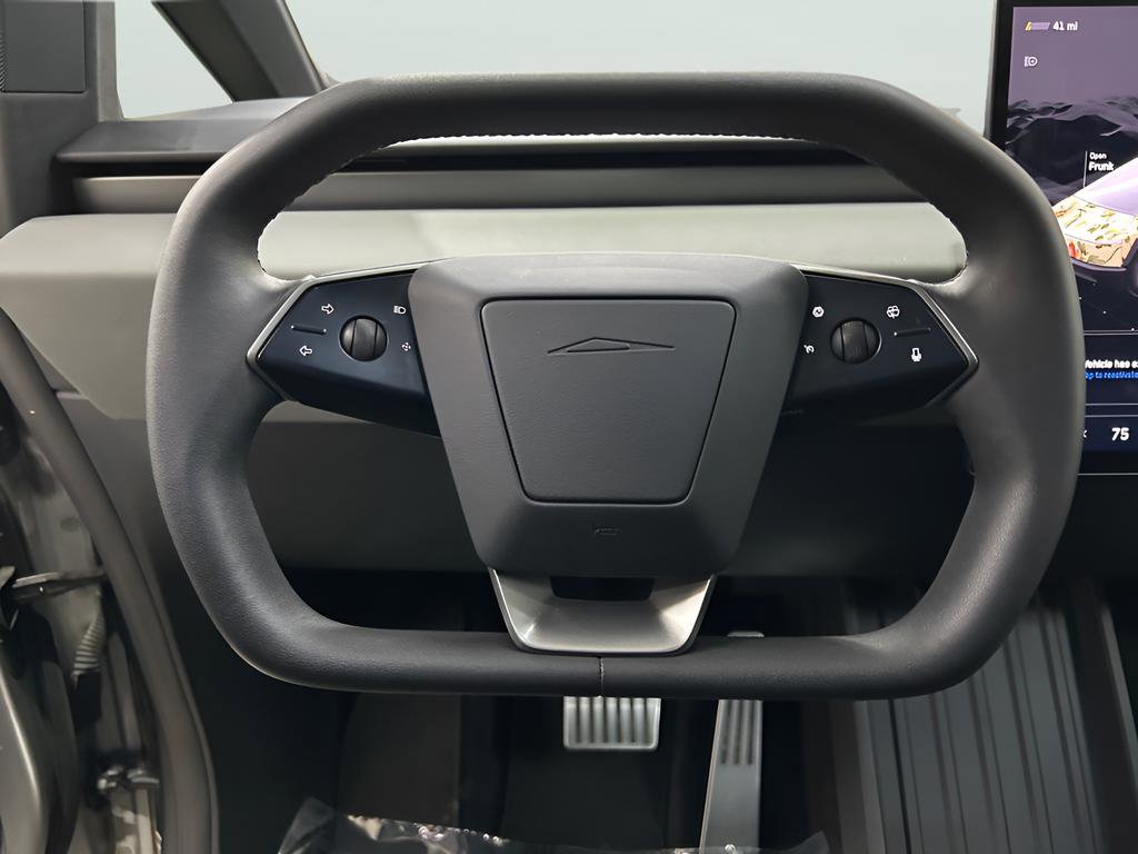 Used 2024 Tesla Cybertruck AWD Crew Cab image 15