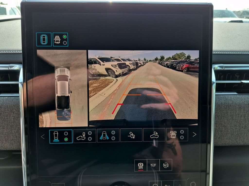 New 2026 GMC Sierra EV Elevation w/ Premium Package AWD/4WD image 31