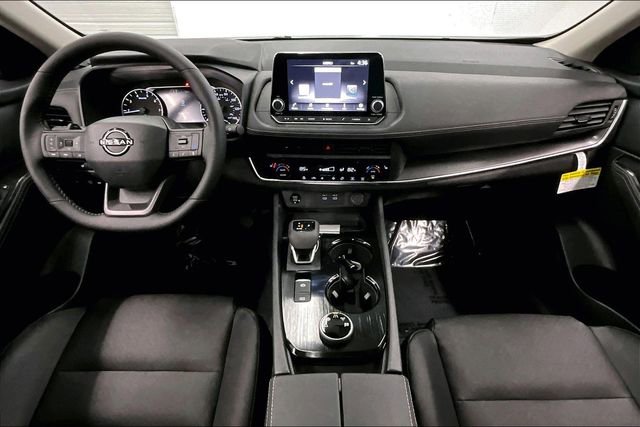 New 2026 Nissan Rogue Dark Armor image 6