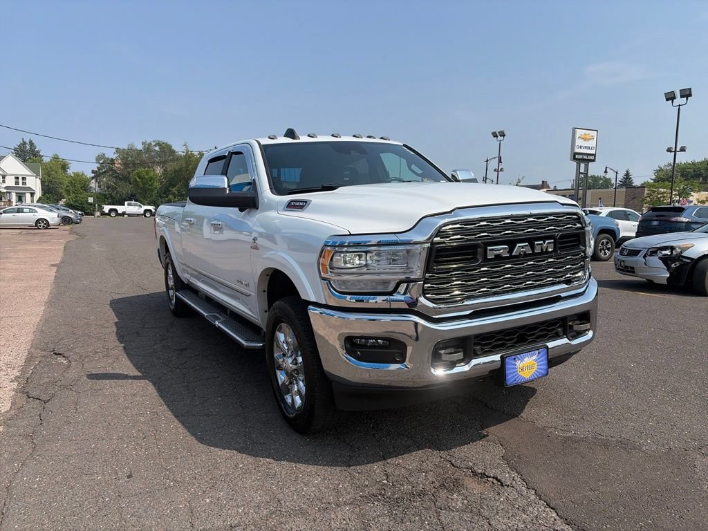 Used 2022 RAM 3500 Limited AWD/4WD image 3