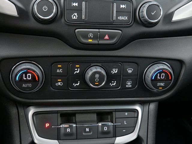Used 2024 GMC Terrain SLT AWD/4WD image 22
