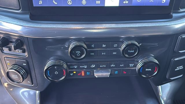 Certified 2022 Ford F150 Lariat w/ Equipment Group 502A High image 22