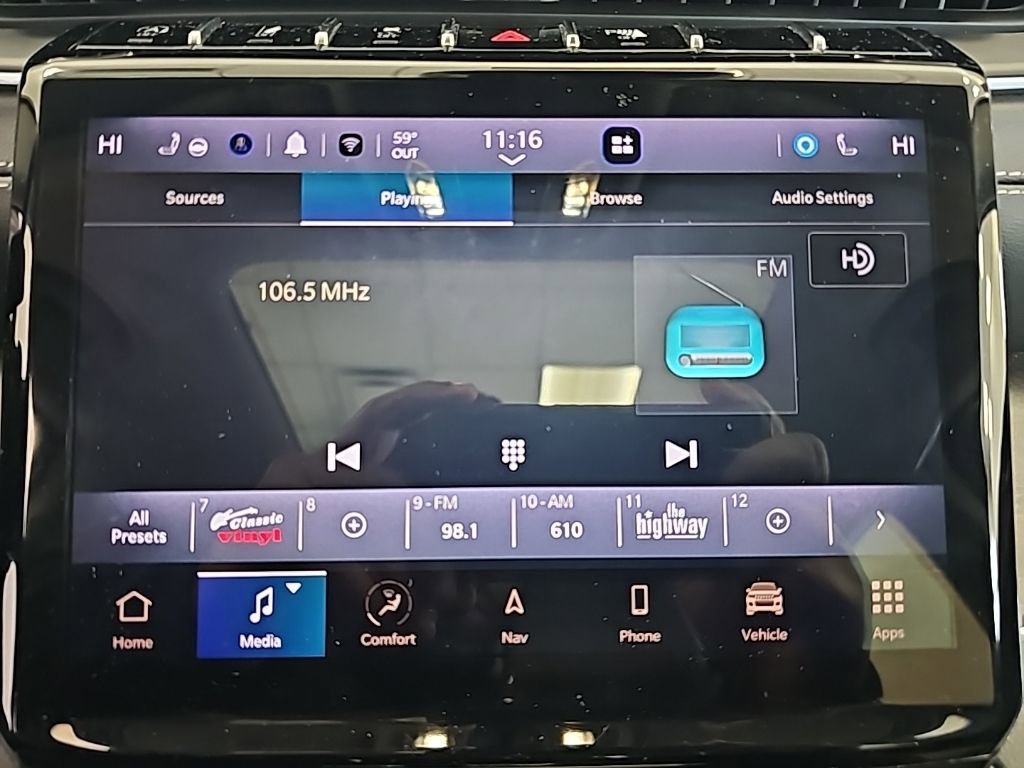 Used 2024 Jeep Grand Cherokee Limited image 17