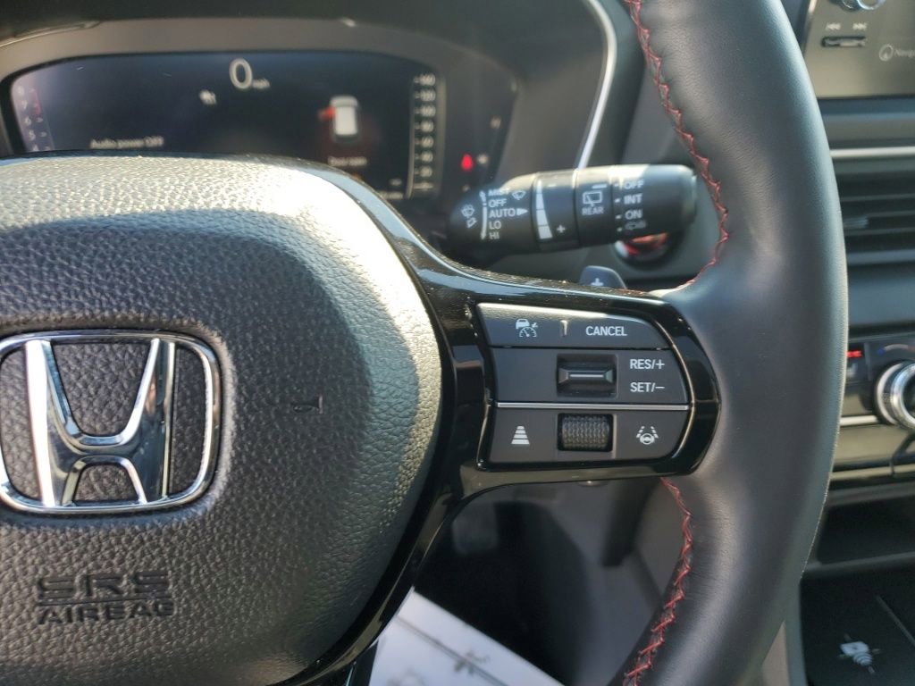 Used 2025 Honda Pilot Black Edition image 19