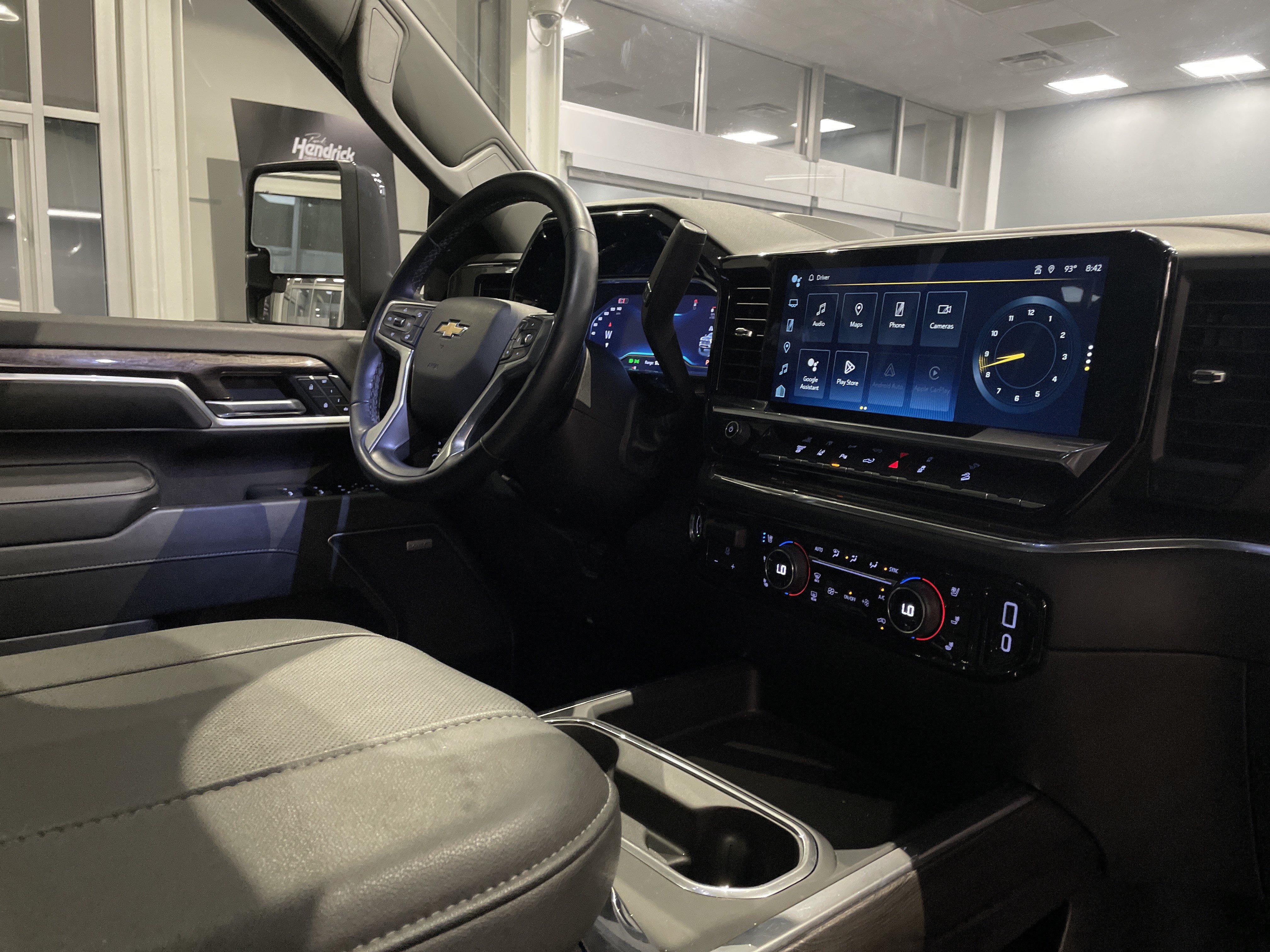 Used 2024 Chevrolet Silverado 2500 LTZ w/ LTZ Premium Package AWD/4WD image 35