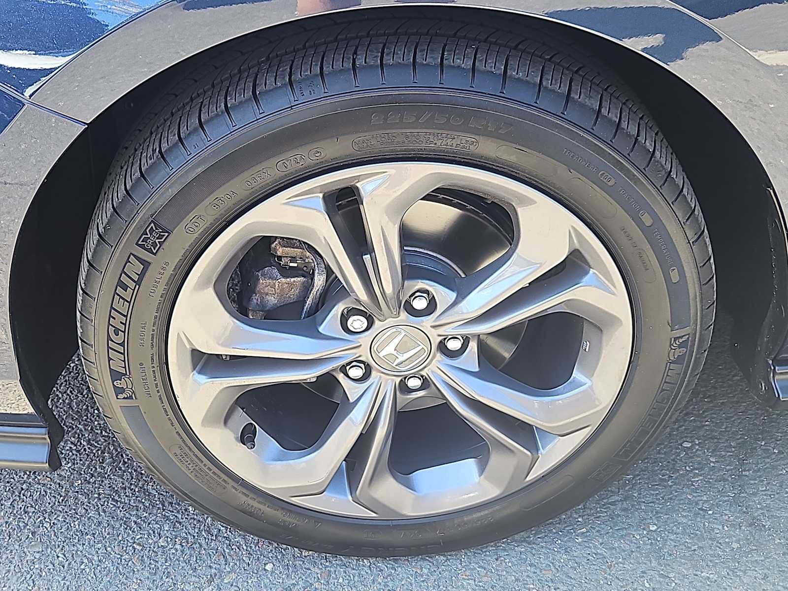Used 2024 Honda Accord EX image 2