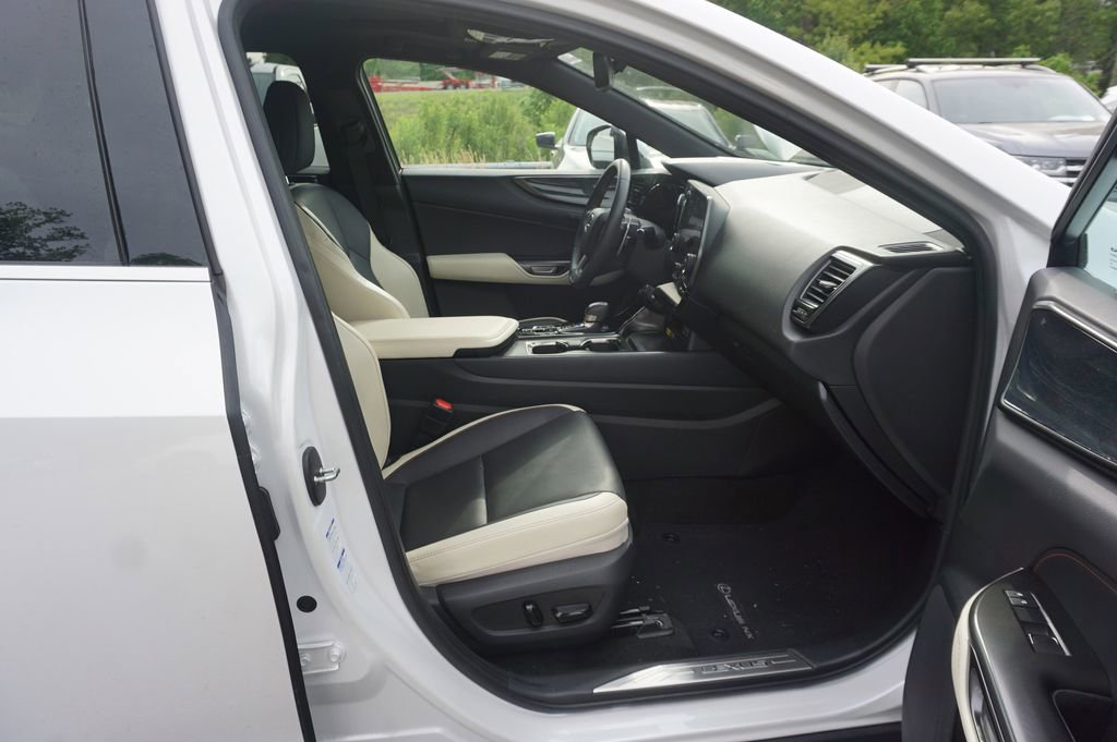 Used 2022 Lexus NX 350 AWD image 17