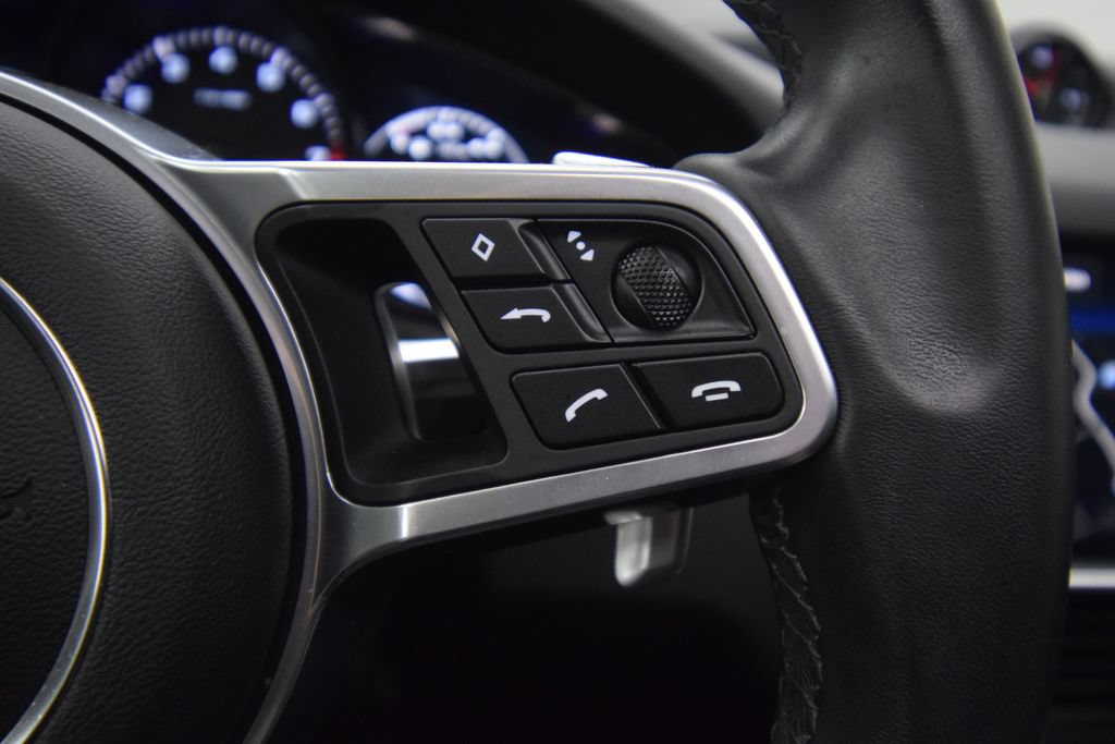 Used 2023 Porsche Cayenne Platinum Edition AWD/4WD image 37