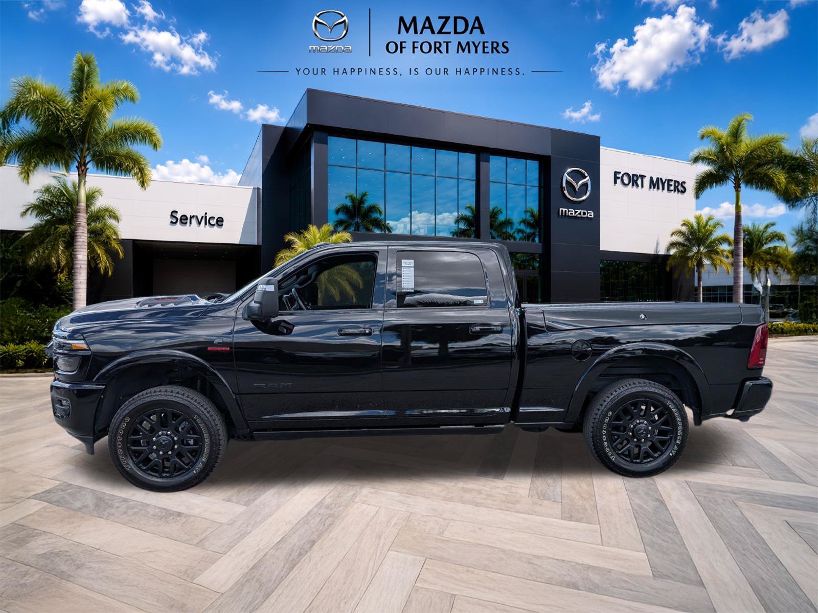 Used 2025 RAM 2500 Limited AWD/4WD image 7